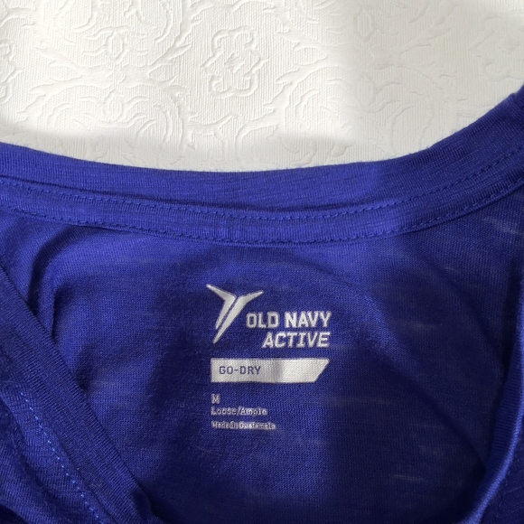 Old Navy running on coffee top size M - Picture 7 of 7